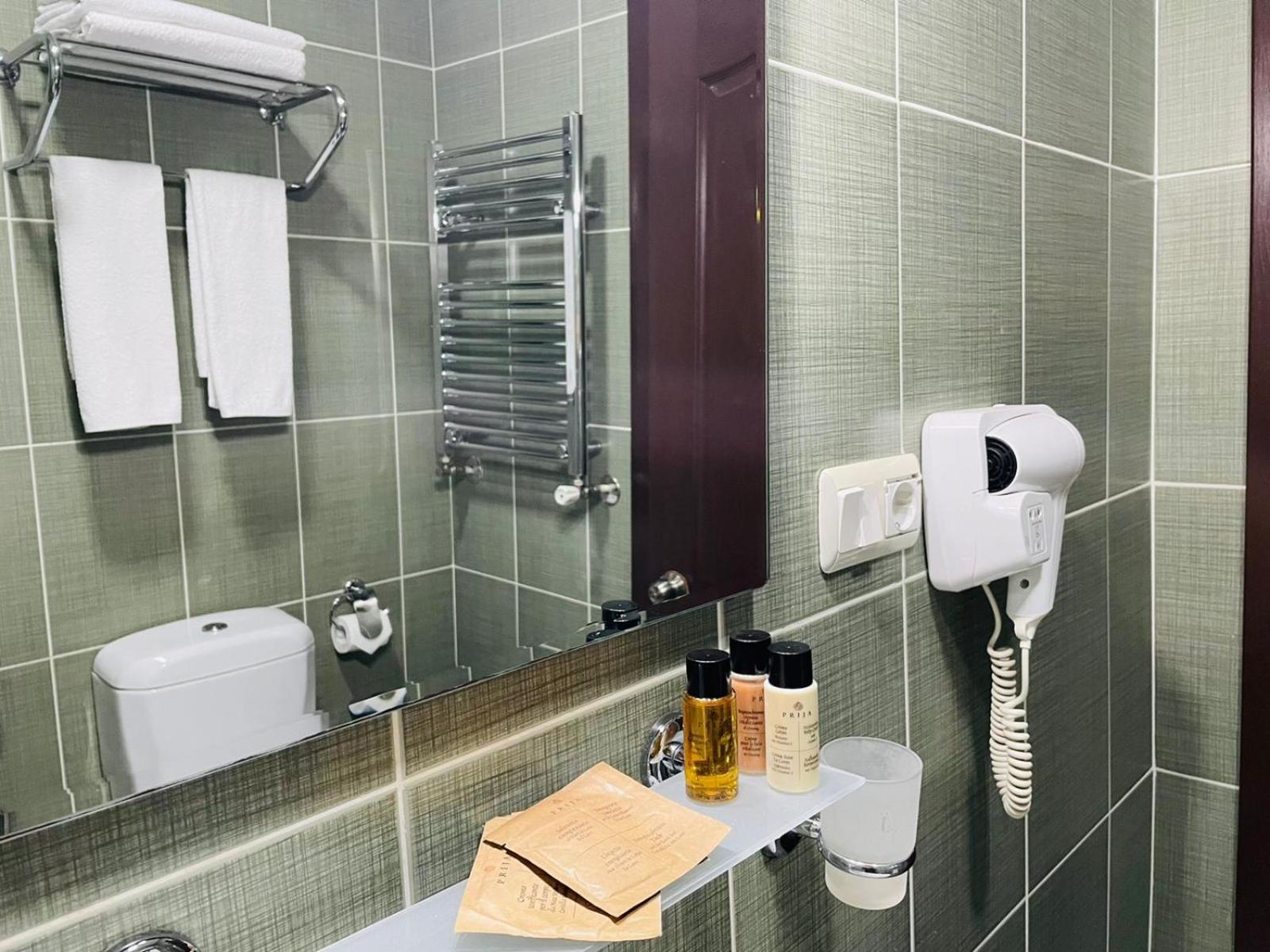Aura Boutique Hotel 바투미 객실 사진